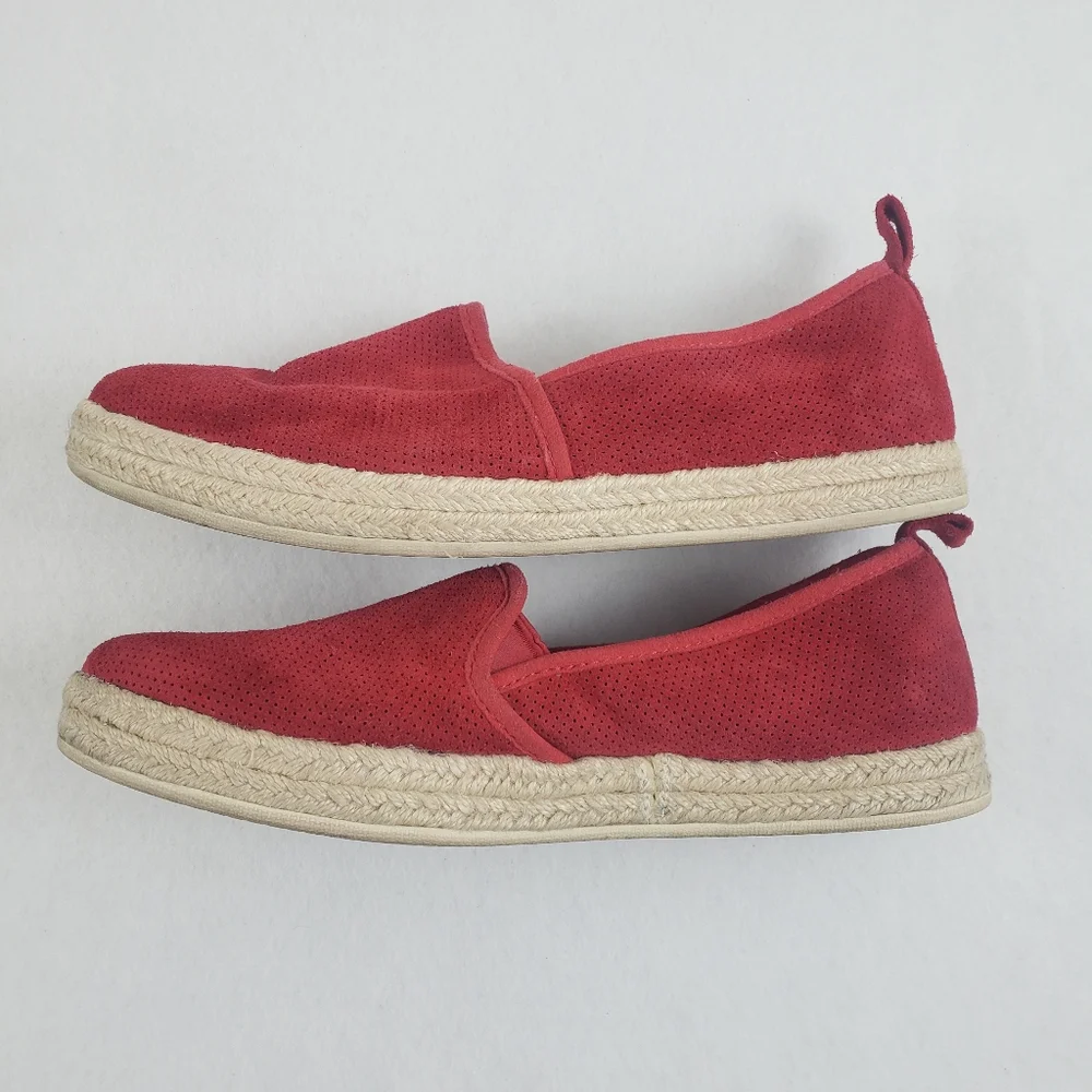 Clarks Collection Soft Cushion Red Suede Espadrilles Size 8.5 Medium